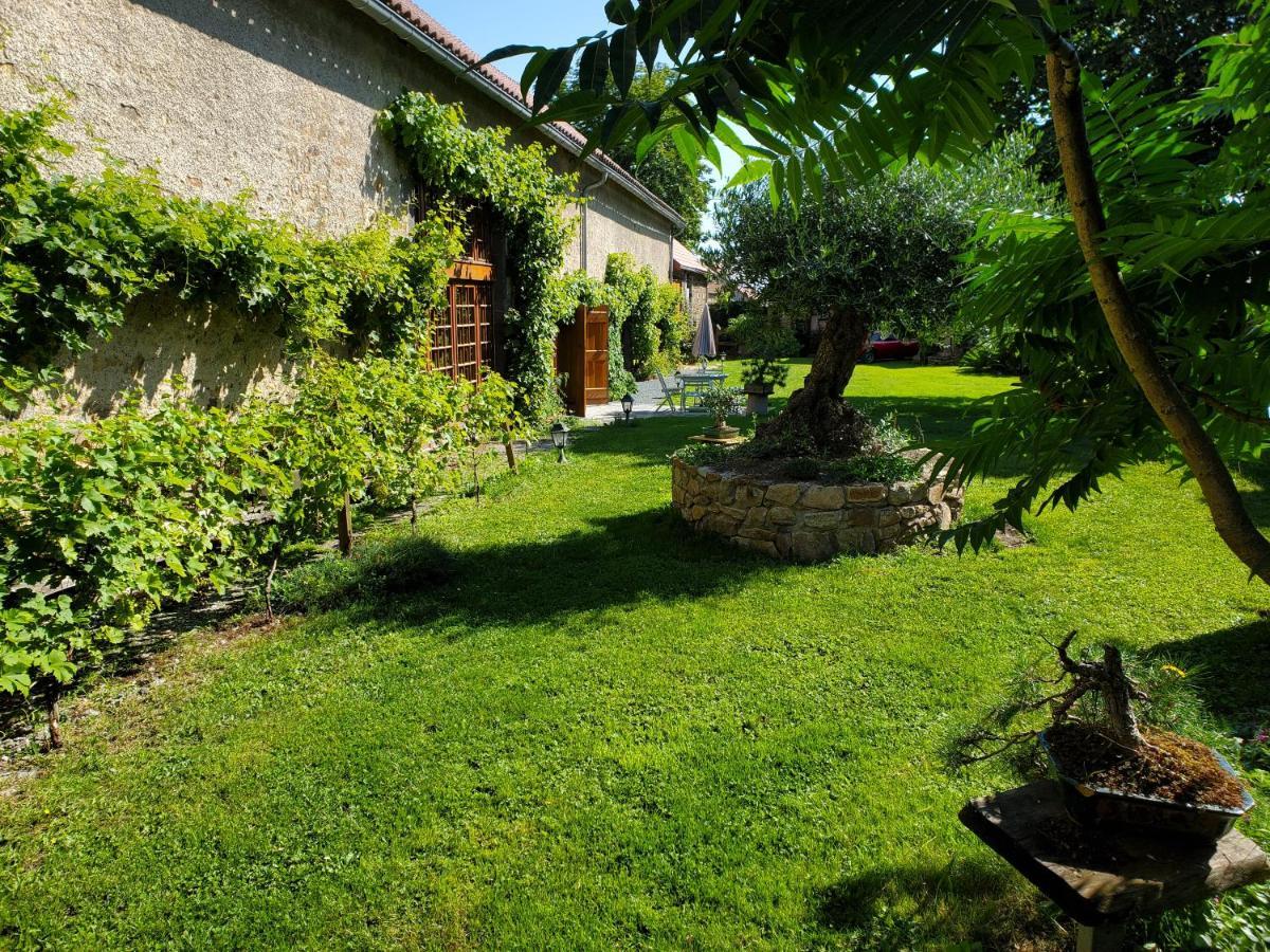 Domaine Des Maillets Bed and Breakfast Blot-l'Eglise Exteriör bild